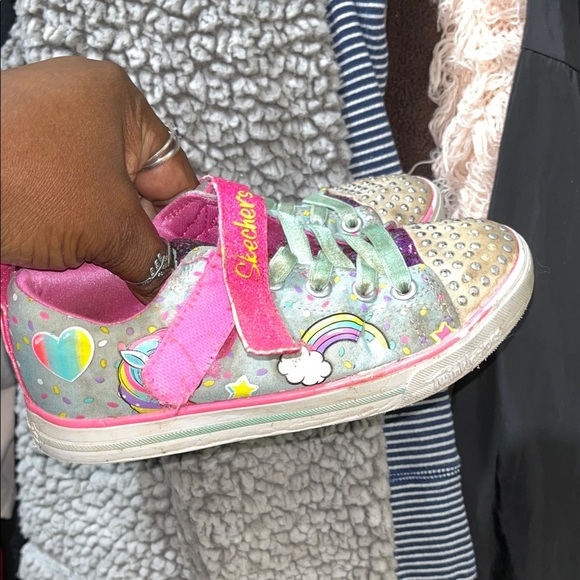 Skechers Kids' Rainbow Heart Sneakers - Pink and Silver❤️Amo - Picture 1 of 3